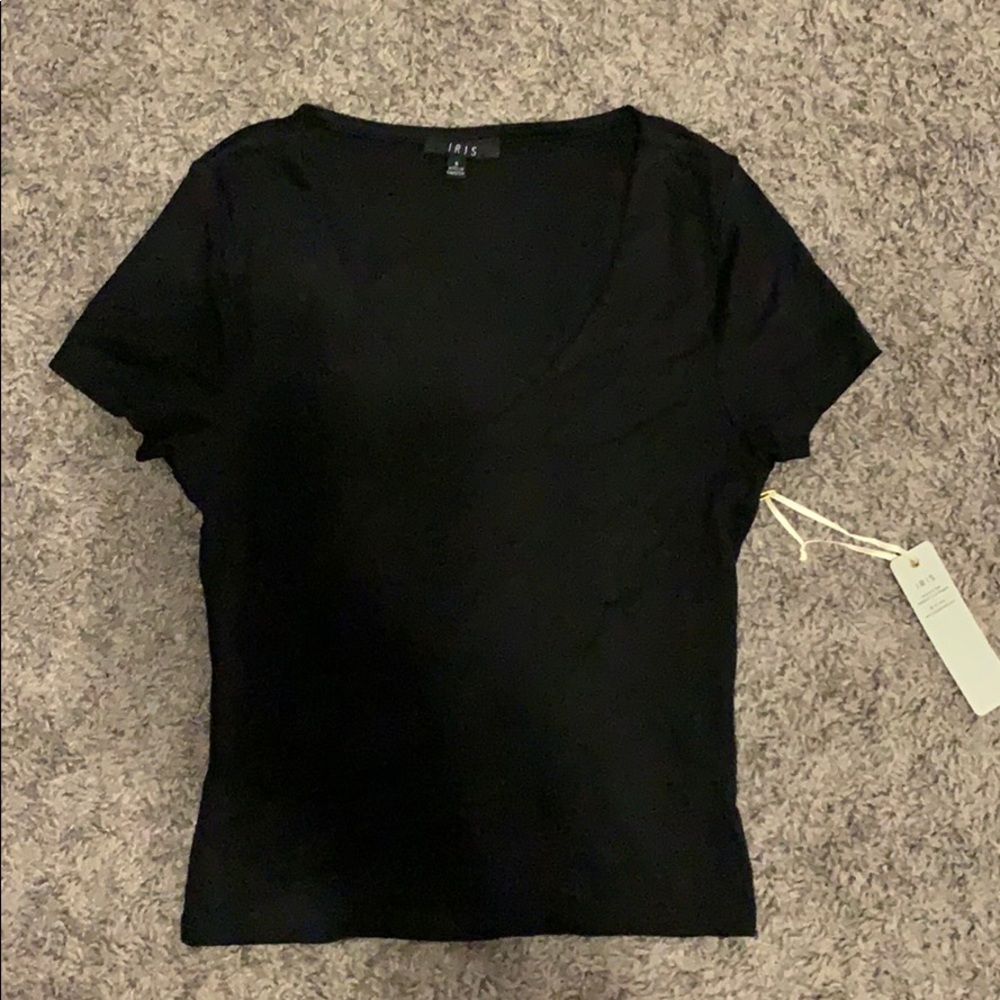 Black medium crop